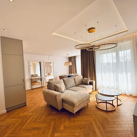 Taupe II Wyjatkowy Apartament W Centrum Lodzi Exterior photo