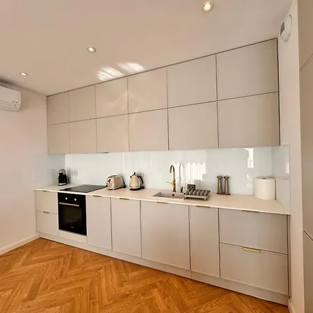 Taupe II Wyjatkowy Apartament W Centrum Lodzi Exterior photo